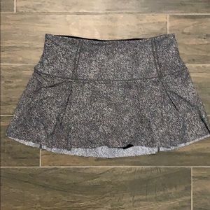 Black and white print Lululemon Skort